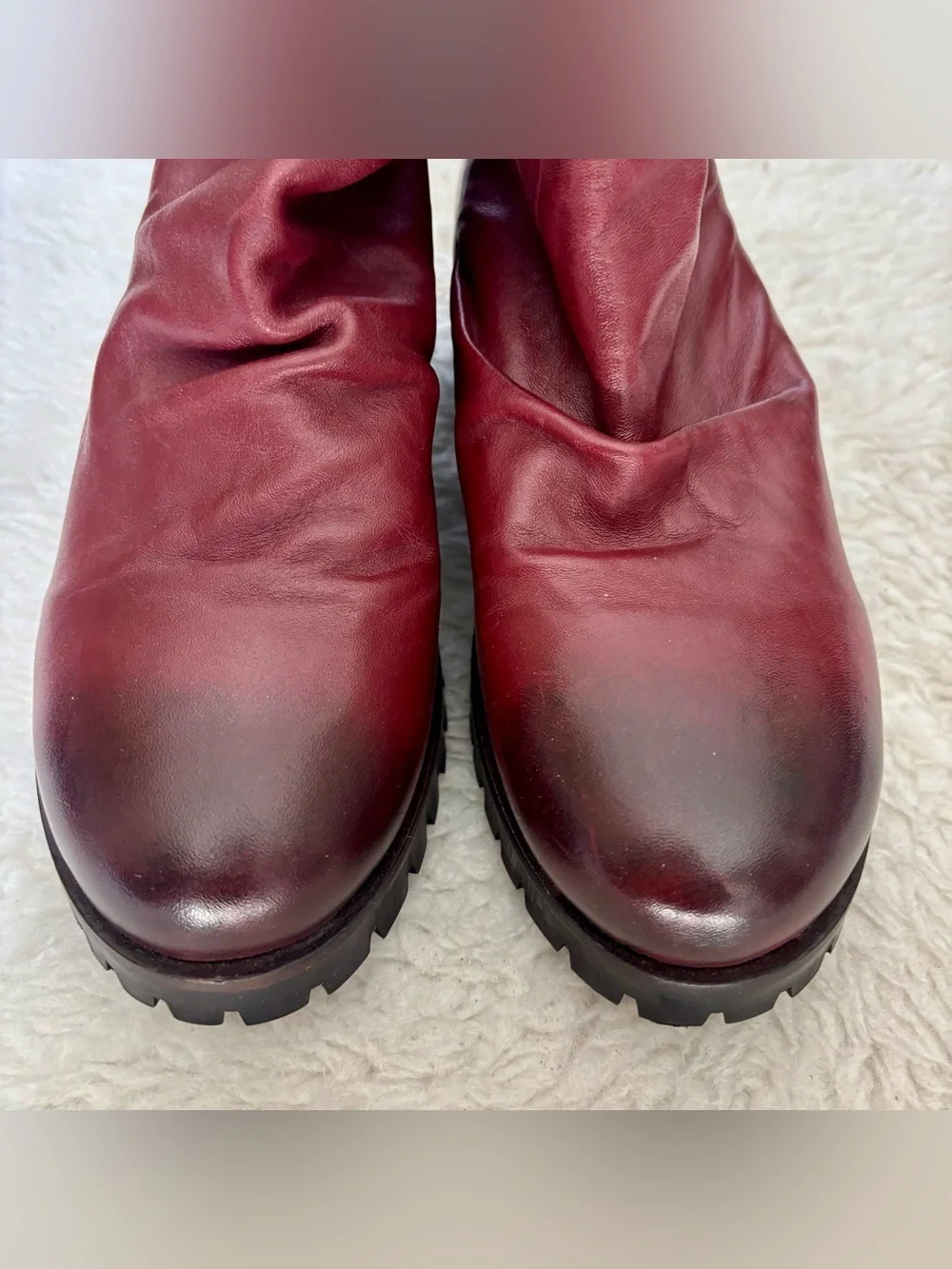 Sketchers Women's Burgundy Leather Boots size US 9.5